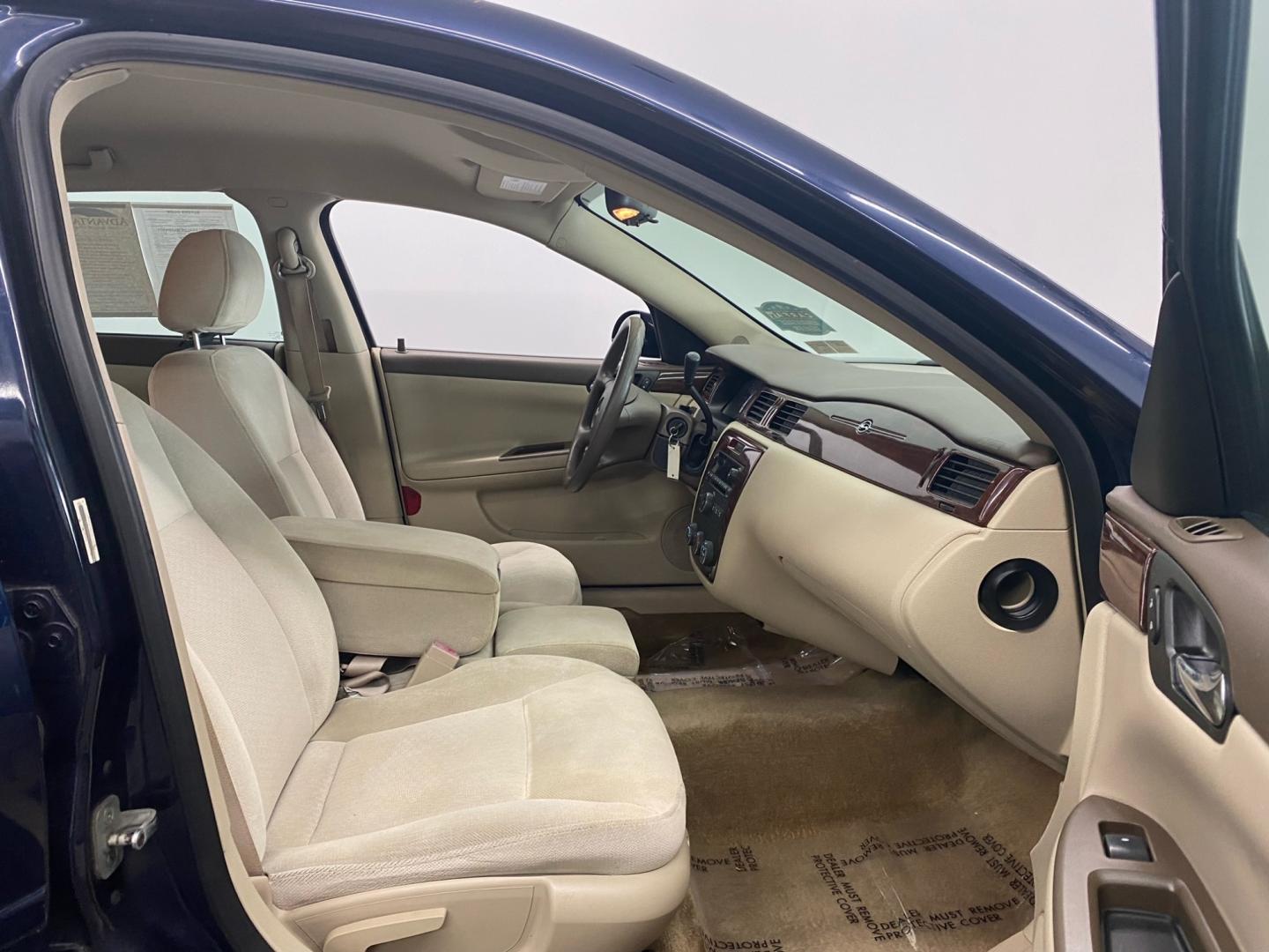 2008 BLUE /Tan Chevrolet Impala (2G1WB58K589) , located at 533 S West End Blvd., Quakertown, PA, 18951, (877) 257-4995, 40.343994, -75.303604 - INCLUDED IN THE SALE PRICE OF EVERY VEHICLE: 48 Hour Money Back Guarantee 6 Month - 6,000 Mile Warranty Brand New PA State Inspection & Emission $10 Oil Changes for the Life of the Loan Complete CARFAX - Photo#5